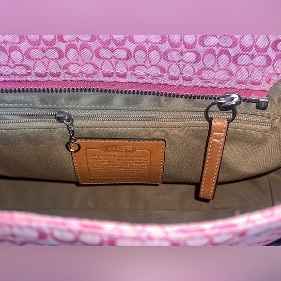 Vintage Coach #F10927 Signature Soho Purse PINK RARE - Picture 4 of 10